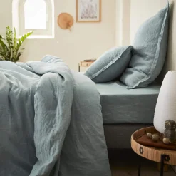 Clearance Habitat Linen